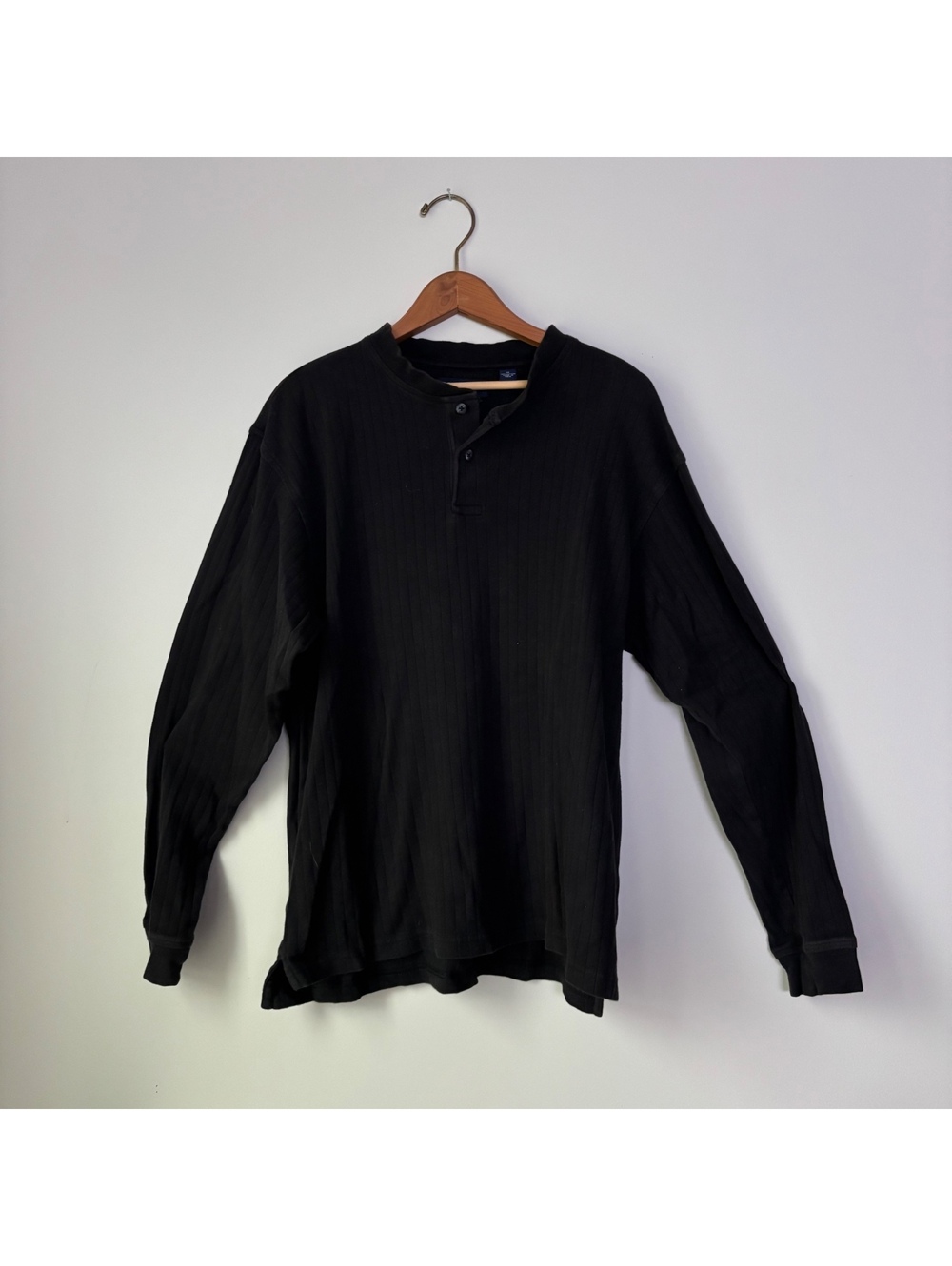 Roundtree & Yorke Henley Shirt Mens M Black Ribbed Long Sleeve Cotton Knit